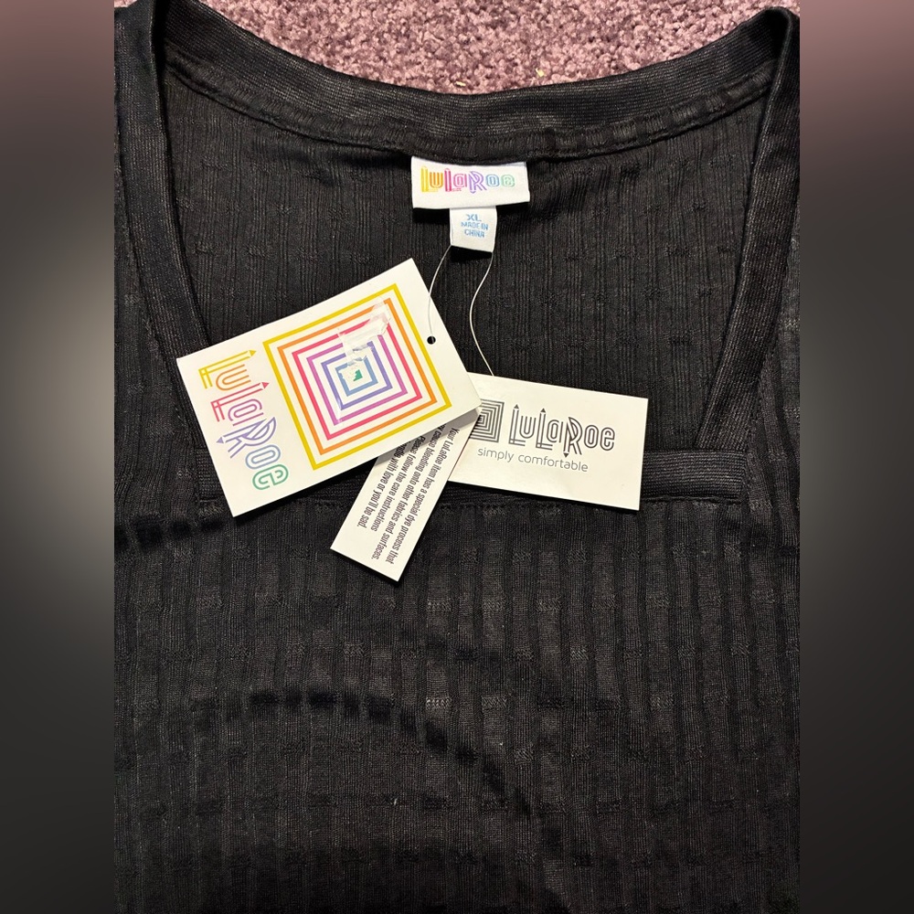 LuLaRoe Black Textured Short Sleeve Top - Picture 2 of 3